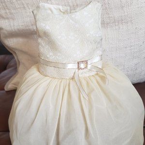 Rare American Girl Doll Wedding dress